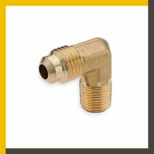 Conector codo 90º macho